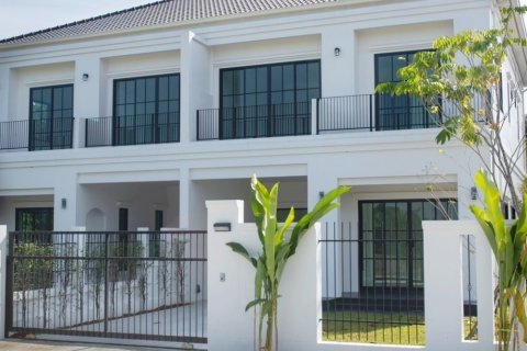 House in San Kamphaeng, Thailand 3 bedrooms № 124205 - photo 2