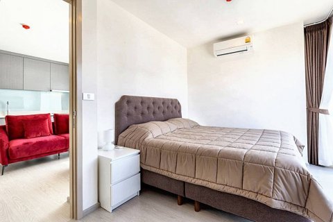 Condo in Phra Khanong, Bangkok, Thailand, 1 bedroom  № 85738 - photo 6