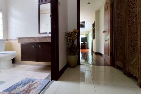 Maison à Pattaya, Thaïlande 3 chambres № 126851 - photo 21