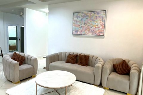 Maison à Pattaya, Thaïlande 3 chambres № 126856 - photo 9