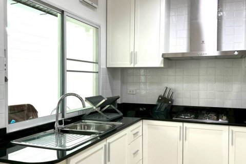 Maison à Pattaya, Thaïlande 3 chambres № 126856 - photo 12