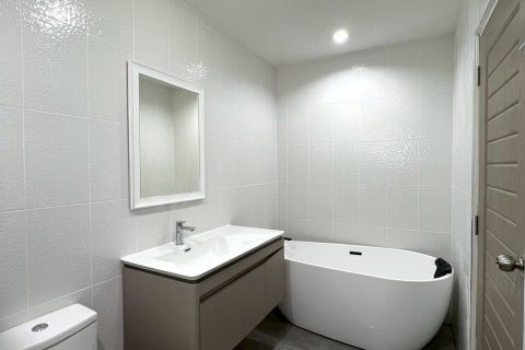 Maison à Pattaya, Thaïlande 3 chambres № 126856 - photo 18