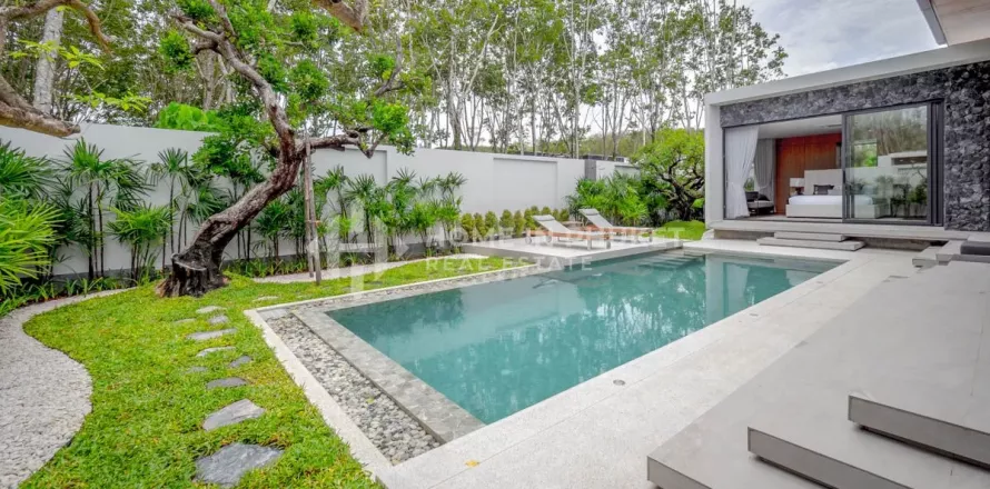 House in Phuket, Thailand 3 bedrooms № 131466