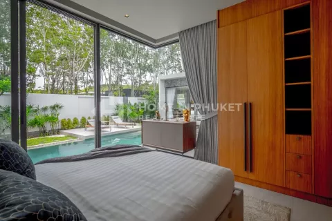House in Phuket, Thailand 3 bedrooms № 131464 - photo 11