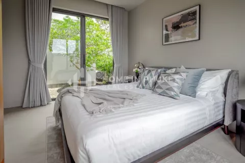 House in Phuket, Thailand 4 bedrooms № 131465 - photo 16