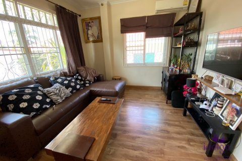 House in Chiang Mai, Thailand 3 bedrooms № 121703 - photo 11