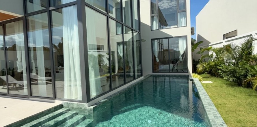 Villa in Bang Tao, Thailand 4 bedrooms № 79607