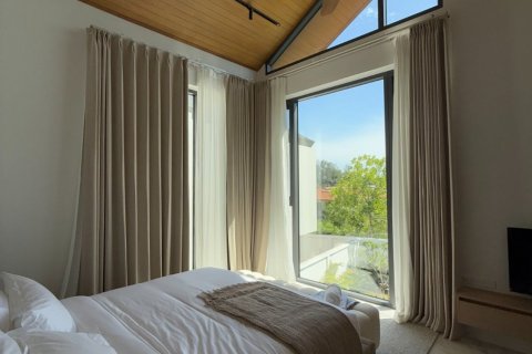 Villa in Bang Tao, Thailand 4 bedrooms № 79607 - photo 13