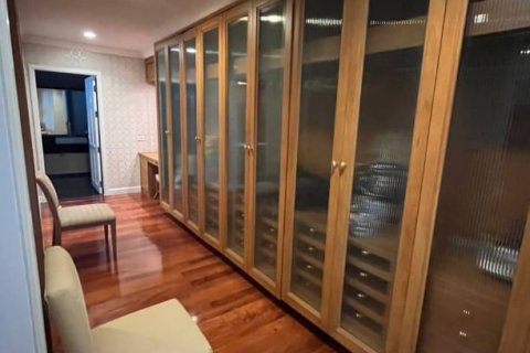 Condo in Watthana, Bangkok, Thailand, 3 bedrooms  № 123752 - photo 5