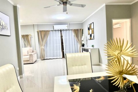House in Pattaya, Thailand 4 bedrooms № 125783 - photo 5