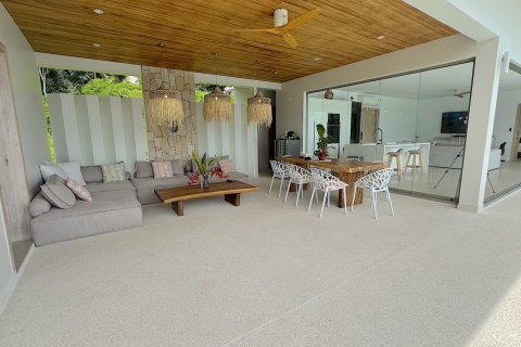 House in Ko Samui, Thailand 3 bedrooms № 125044 - photo 12