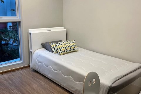 Condo in Bangkok, Thailand, 2 bedrooms  № 121199 - photo 10