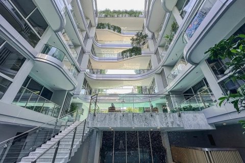 Condo in Bangkok, Thailand, 2 bedrooms  № 121199 - photo 19