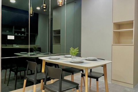 Condo in Bangkok, Thailand, 2 bedrooms  № 121199 - photo 5