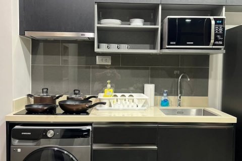 Condo in Bangkok, Thailand, 2 bedrooms  № 121199 - photo 6