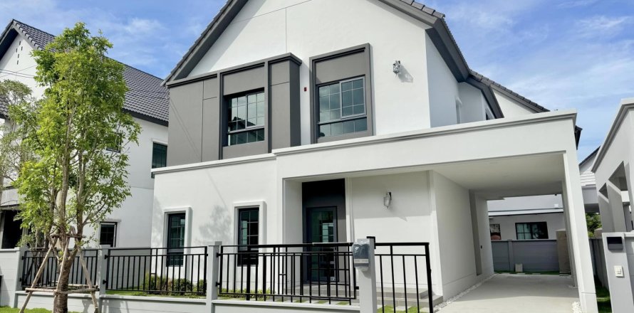 Дом в Бангкоке, Таиланд с 4 спальнями  № 121200