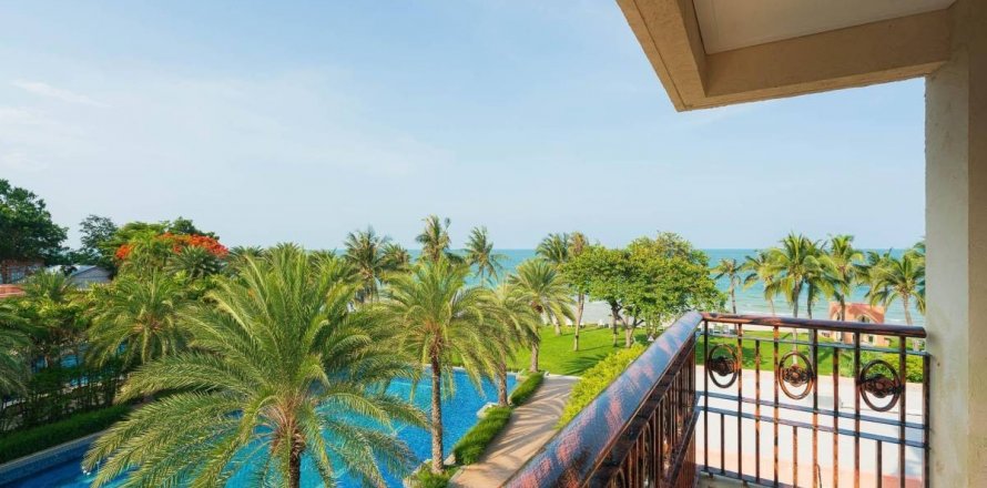 Кондоминиум с 3 спальнями в Хуа Хине, Таиланд № 125286