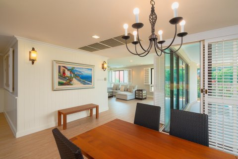 Кондоминиум с 3 спальнями в Хуа Хине, Таиланд № 125286 - фото 10