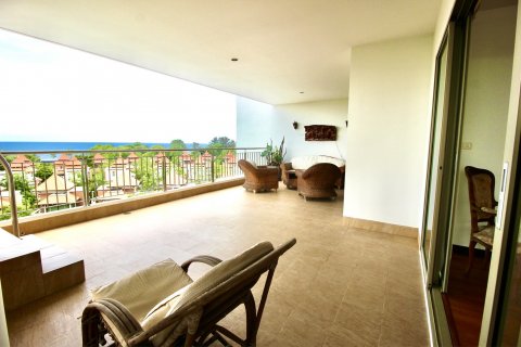 Кондоминиум с 3 спальнями в Хуа Хине, Таиланд № 125283 - фото 12