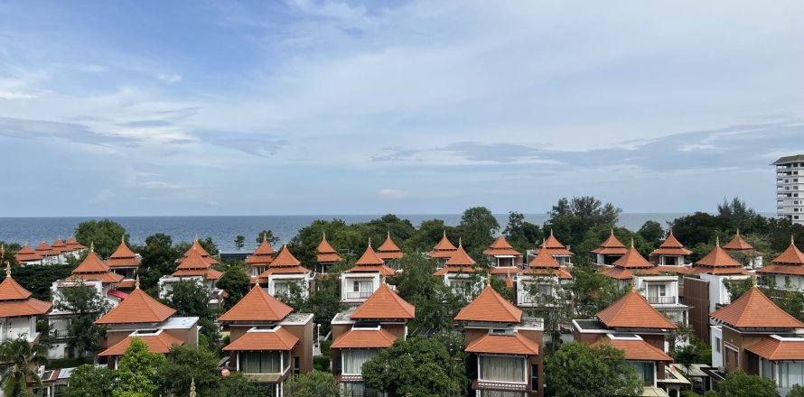 Кондоминиум с 3 спальнями в Хуа Хине, Таиланд № 125283