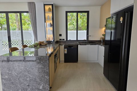 Дом в Паттайе, Таиланд с 5 спальнями  № 130364 - фото 18