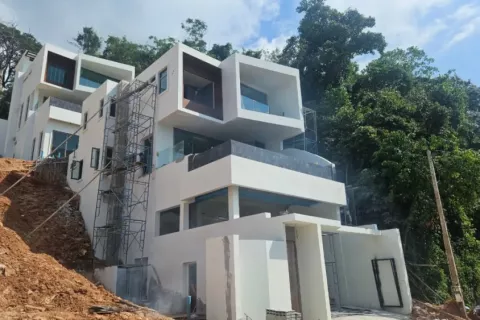 Villa in Phuket, Thailand 3 bedrooms № 107443 - photo 15