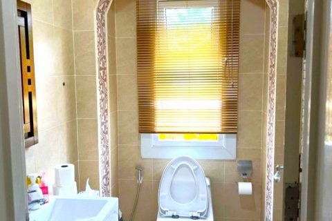 House in Pattaya, Thailand 5 bedrooms № 132355 - photo 13