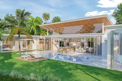 House in Phuket, Thailand 4 bedrooms № 131711 - photo 1