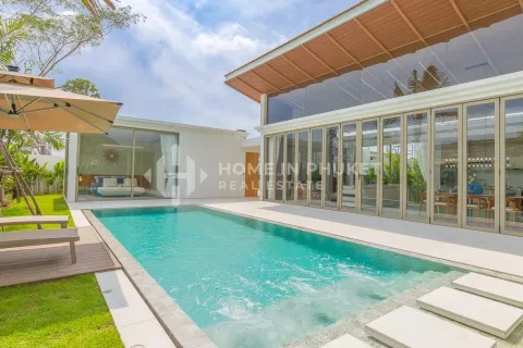 House in Phuket, Thailand 4 bedrooms № 131710 - photo 2