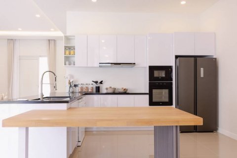 Вилла в Хуа Хине, Таиланд с 3 спальнями  № 132426 - фото 9