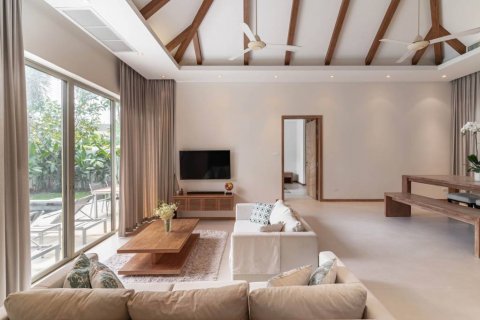 Villa in Bang Tao, Thailand 3 bedrooms № 132432 - photo 4