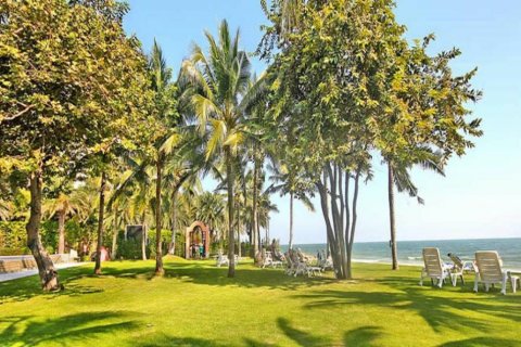 Condo in Hua Hin, Thailand, 1 bedroom № 132427 - photo 4