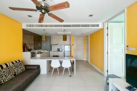 Condo in Hua Hin, Thailand, 1 bedroom № 132427 - photo 10