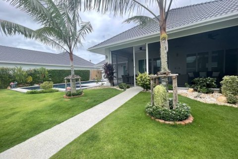 Вилла в Хуа Хине, Таиланд с 3 спальнями  № 132709 - фото 2