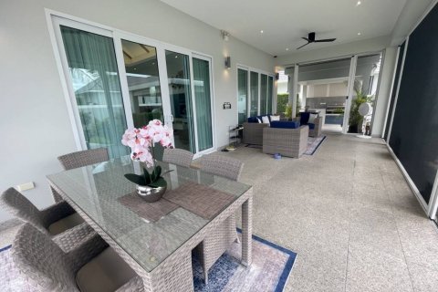 Вилла в Хуа Хине, Таиланд с 3 спальнями  № 132709 - фото 7