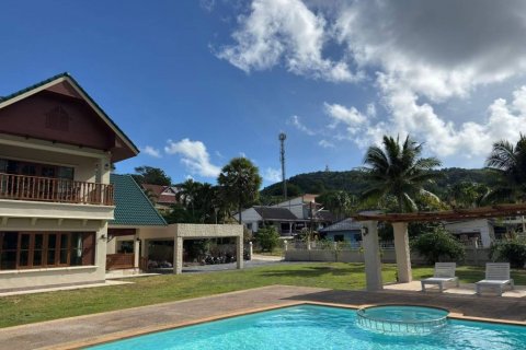 Вилла в Чалонге, Таиланд с 5 спальнями  № 132711 - фото 4