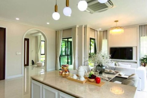 Дом в Паттайе, Таиланд с 3 спальнями  № 132466 - фото 8