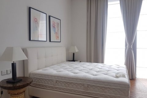 Condo à Yan Nawa, Bangkok, Thaïlande, 2 chambres № 143858 - photo 8