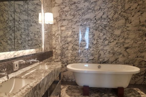 Condo à Yan Nawa, Bangkok, Thaïlande, 2 chambres № 143858 - photo 16