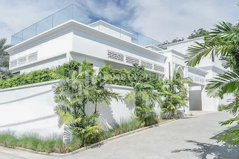 House in Phuket, Thailand 3 bedrooms № 131055 - photo 14