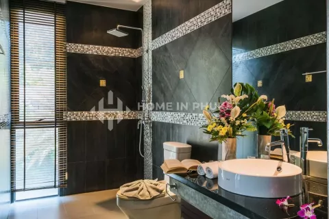 House in Kamala, Thailand 3 bedrooms № 130967 - photo 20