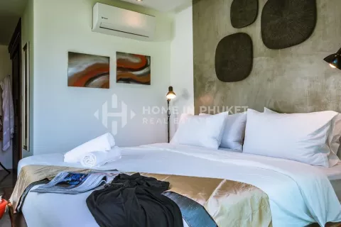 House in Kamala, Thailand 3 bedrooms № 130967 - photo 15