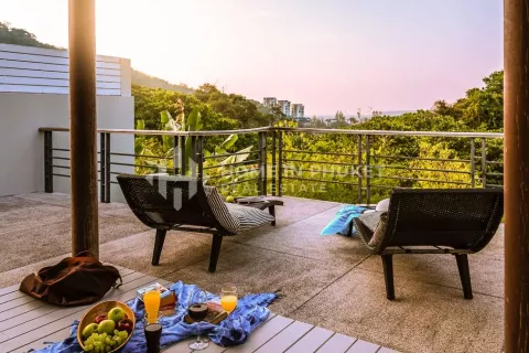 House in Kamala, Thailand 3 bedrooms № 130967 - photo 22