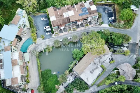 House in Kamala, Thailand 3 bedrooms № 130967 - photo 24