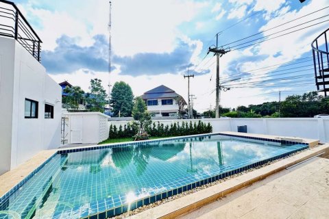 House in Chiang Mai, Thailand 4 bedrooms № 119969 - photo 23