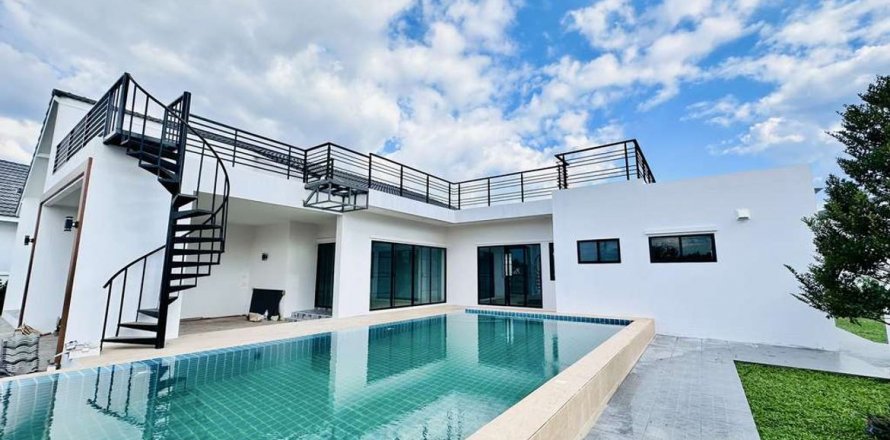 House in Chiang Mai, Thailand 4 bedrooms № 119969