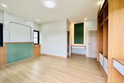 House in Chiang Mai, Thailand 4 bedrooms № 119969 - photo 8