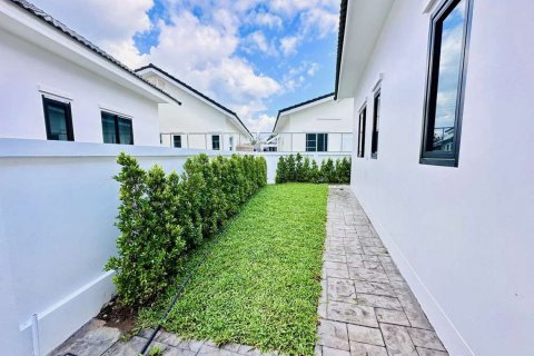 House in Chiang Mai, Thailand 4 bedrooms № 119969 - photo 7