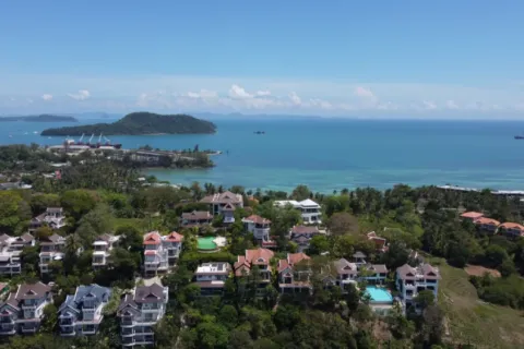 Villa in Phuket, Thailand 6 bedrooms № 112047 - photo 3