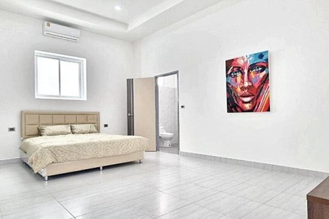 Villa in Pattaya, Thailand 6 bedrooms № 85598 - photo 10